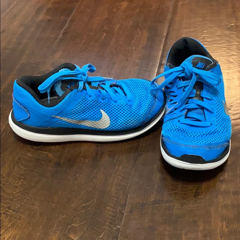 Boy’s Blue Nike Athletic Shoes